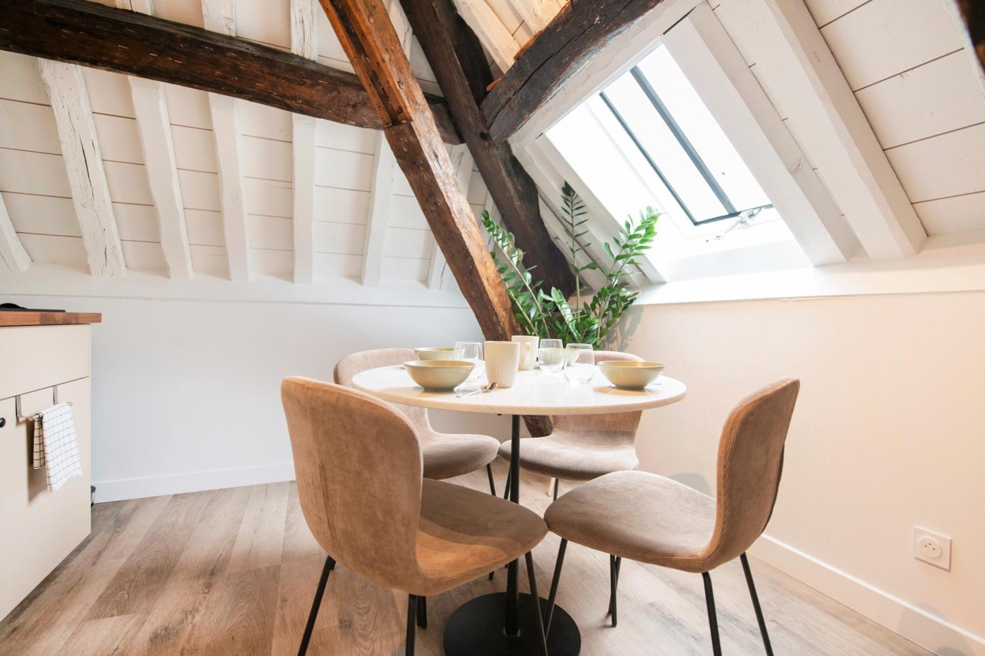 Apartment Le Laurencin - Le Comble - Coeur De Sens